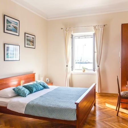Apartman Natalia 티바트 외부 사진