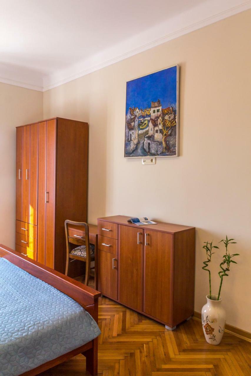 Apartman Natalia 티바트 외부 사진