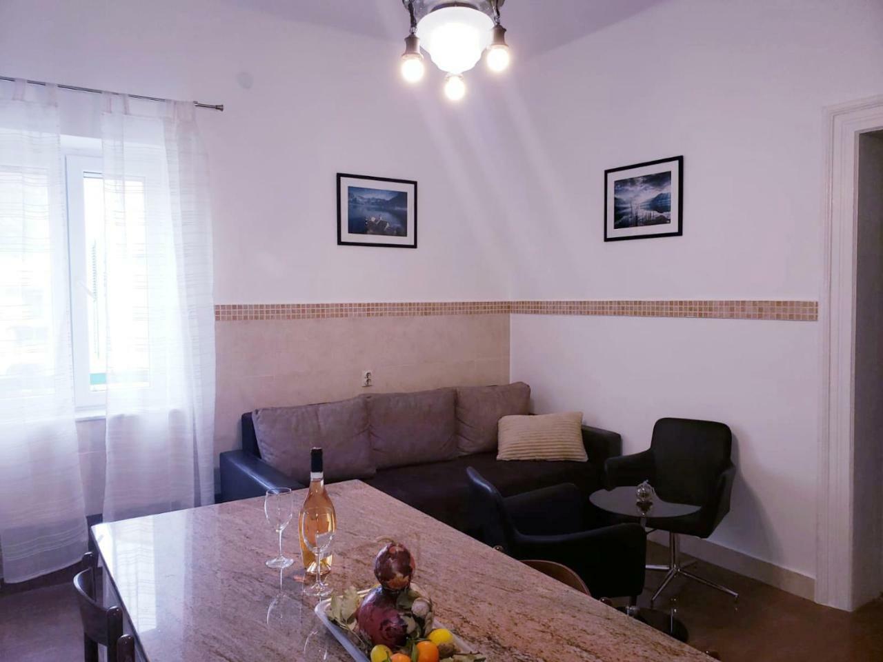 Apartman Natalia 티바트 외부 사진