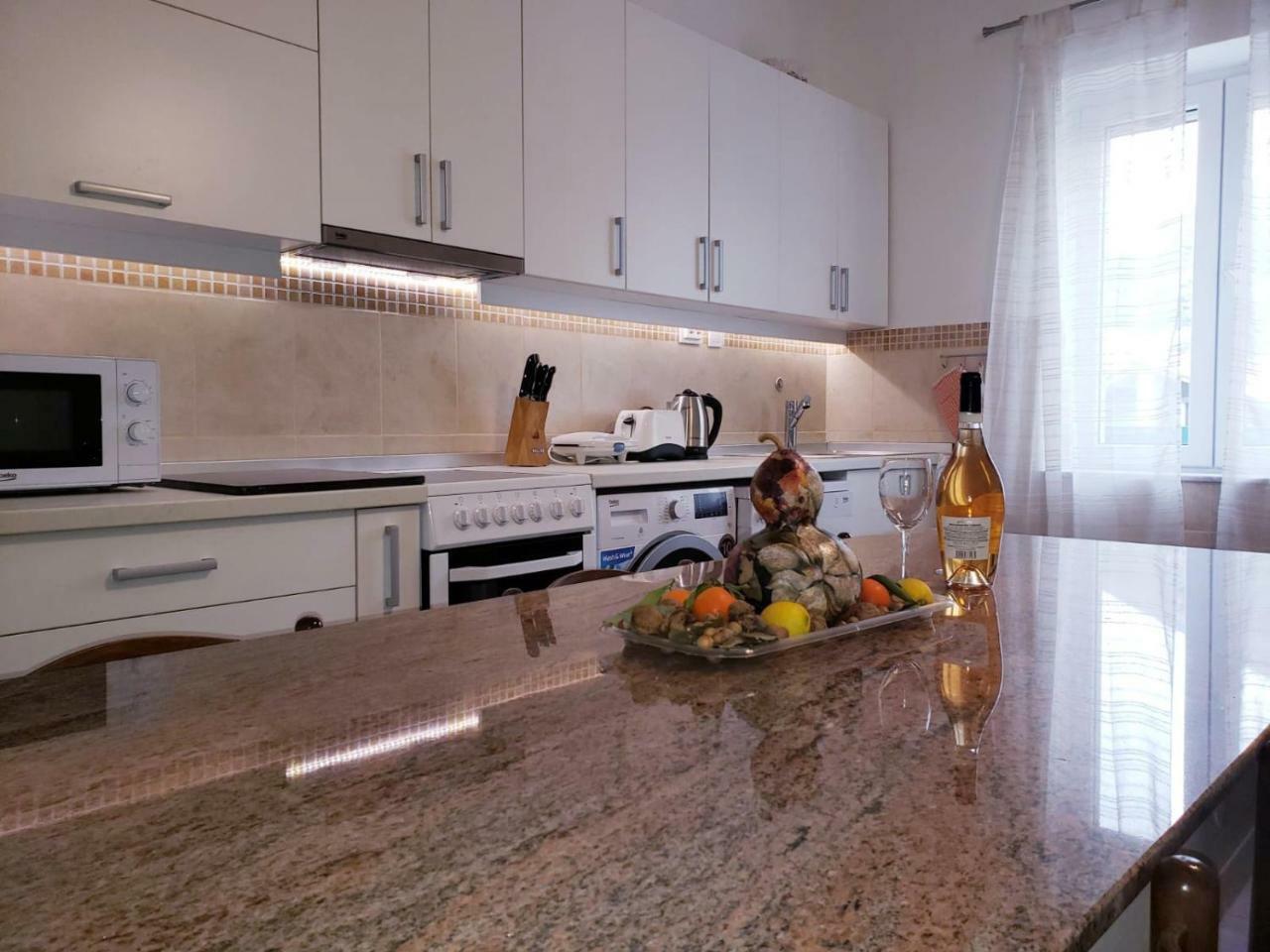 Apartman Natalia 티바트 외부 사진